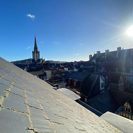 Sous Les Clochers De Rouen - Cathedrale Buitenkant foto